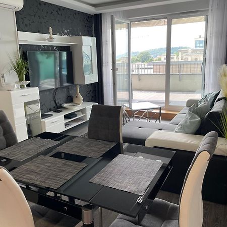 Silver Gray Appartment Balatonlelle Extérieur photo